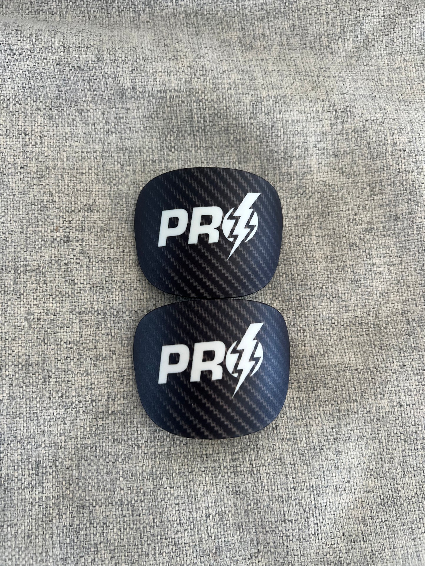 PP Carbon-Elite mini shin guards + FREE pair of Grip Socks